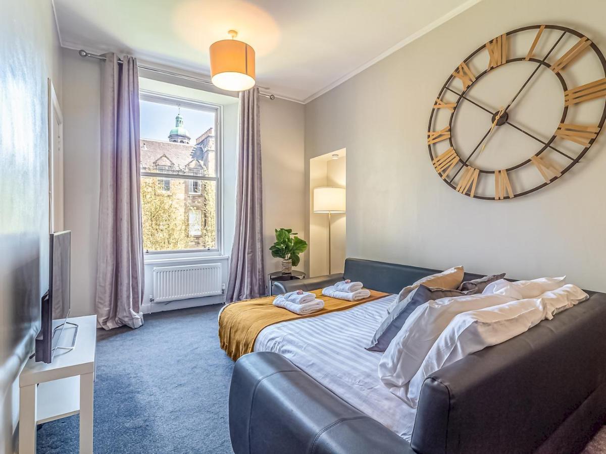 Pass The Keys Spacious And Homely Flat On The Royal Mile Единбург Екстер'єр фото